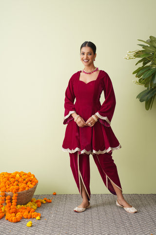 Autumn Ember Velvet Suit with Scalloped Tissue Dupatta