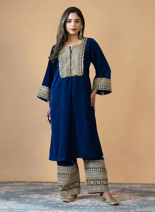 Yashvi Velvet Set