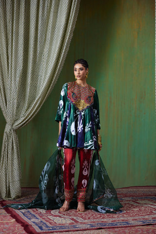 Firdaus Kurta Set