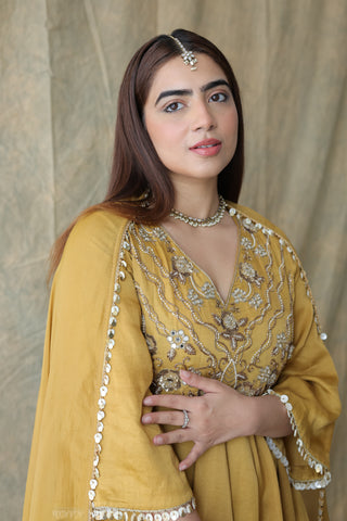 Zariya Short Anarkali With Tulip Pants