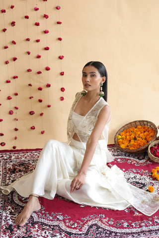 Inaya Organza Cape With Bustier And Circular Palazo