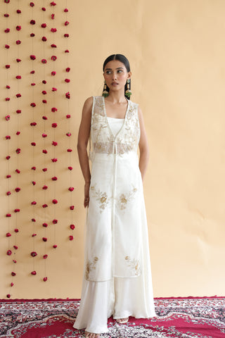 Inaya Organza Cape With Bustier And Circular Palazo