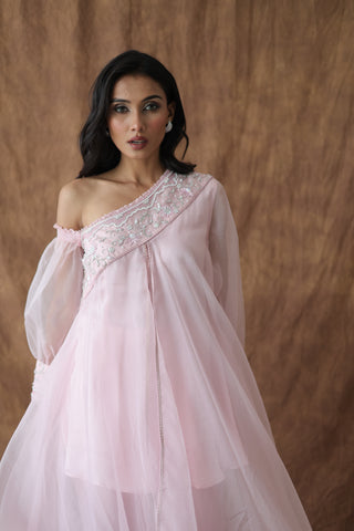 Khwaab One Shoulder Open Cape With Cigaratte Pants