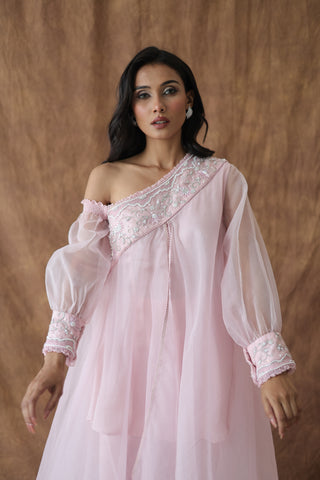 Khwaab One Shoulder Open Cape With Cigaratte Pants