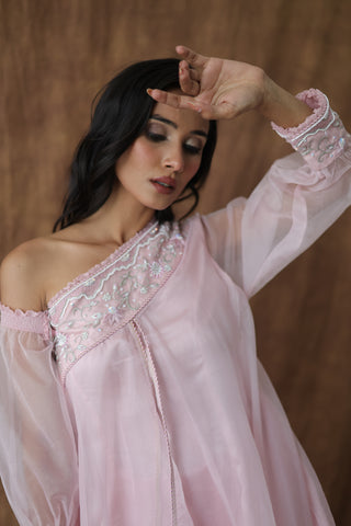 Khwaab One Shoulder Open Cape With Cigaratte Pants