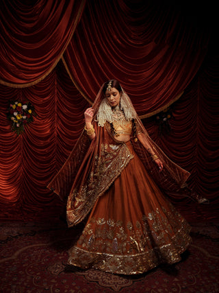 Sunehri Lehenga