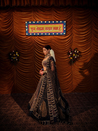 Masakkali Lehenga