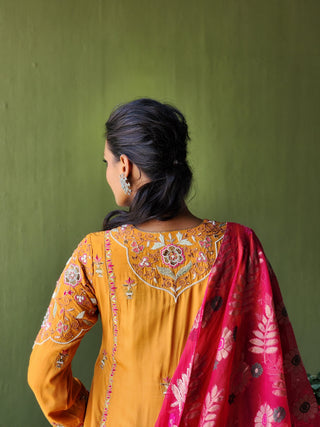 Monotone kurta with Tulip Flared Pants and Banarasi Dupatta