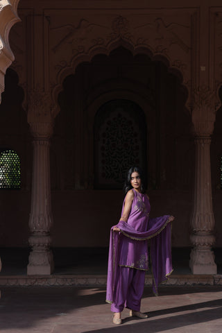 Kasmira Halter Neck Farsi Salwar Set