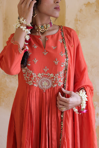 Gulnaar Centre Pleated Kali Kurta With Dupatta