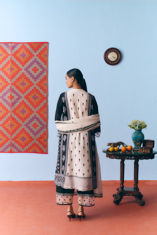 Tazaad Chanderi Kurta Set