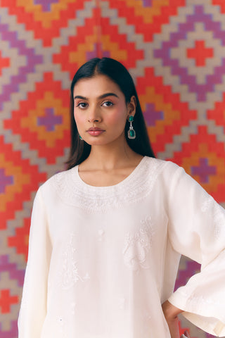 Dhawala Organza Kurta Set