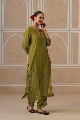 Mihika Olive Green Temple Scallop Kurta Set