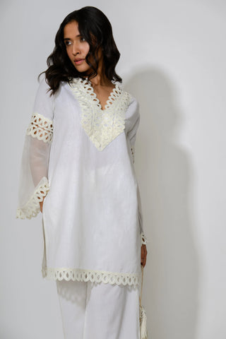 Whisper White Set