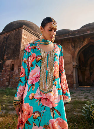 Fariya Printed Velvet Suit Set