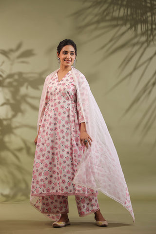 Rose Print Side Gathered With Tasseels Both Side A-line Cotton Suit Set