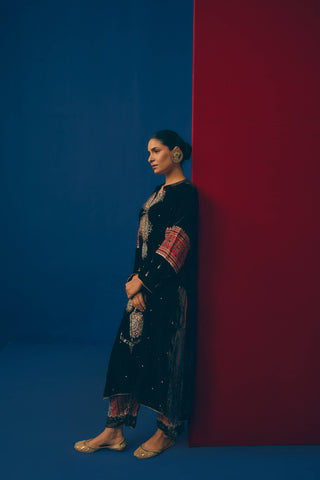 Brown Zardozi Velvet Suit