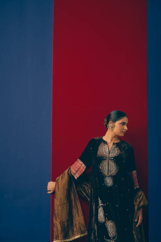 Brown Zardozi Velvet Suit