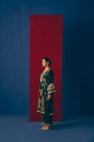 Green Cedar Velvet Kurta Set