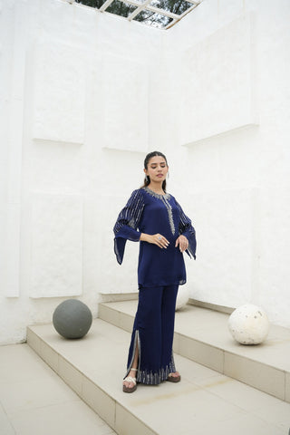 Noor Veil Kurta Set