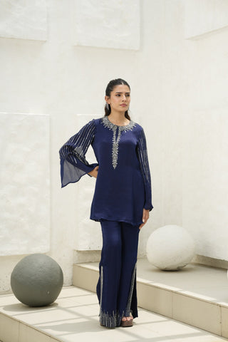 Noor Veil Kurta Set
