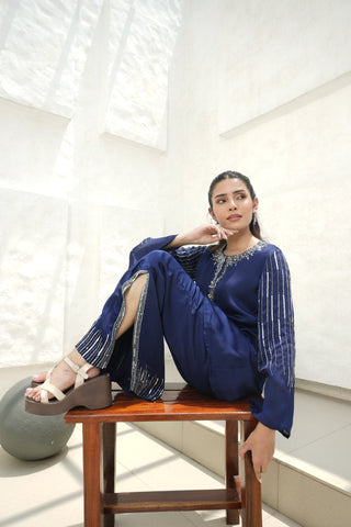 Noor Veil Kurta Set