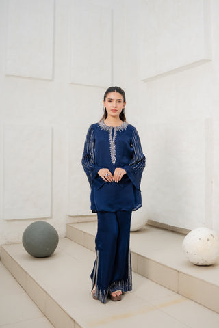 Noor Veil Kurta Set
