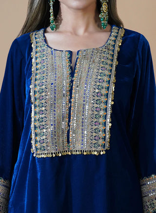 Yashvi Velvet Set
